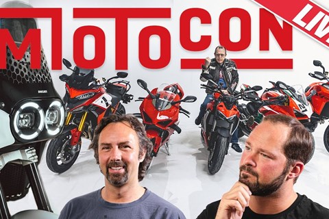 Premiere! Ducati Motorrad Neuheiten, neue Reifen und frische Bekleidung für 2022 MotoCon LIVE