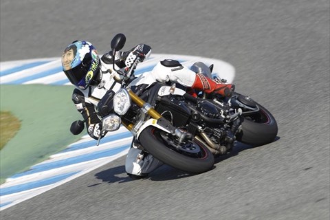 Triumph Speed Triple R 2012 - Test Jerez Racetrack
